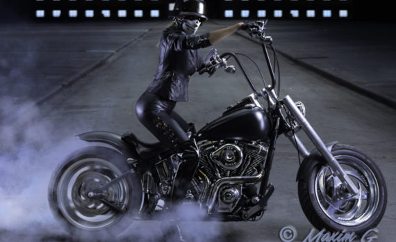 #Harley_Davidson #canon #profoto #model #photoshoot #spinning